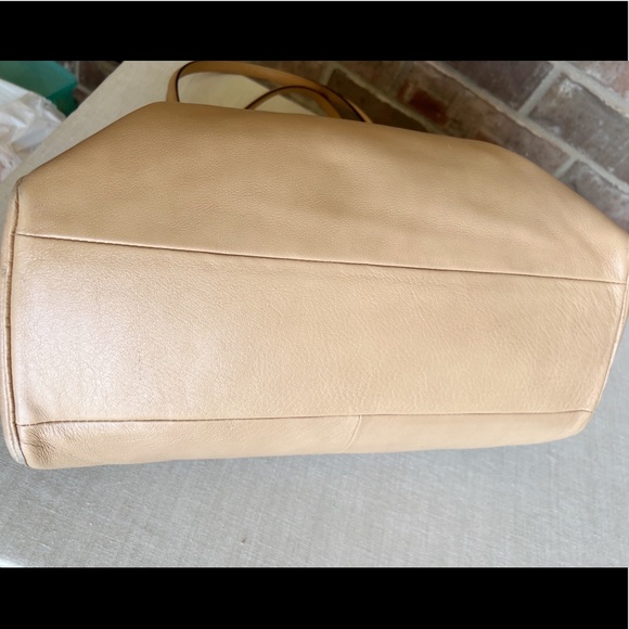 Coach Beige Leather Purse - Picture 7 of 16